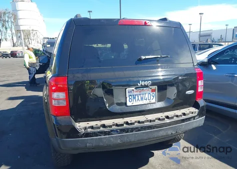 2017 Jeep Patriot Latitude Fwd z USA, uszkodzony, nr VIN 1C4NJPFA9HD117334